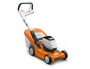 Baterijska vrtna kosilnica STIHL RMA 443C